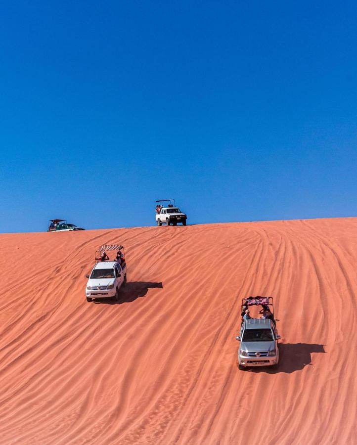 Royal Luxury Camp Wadi Rum Exterior photo