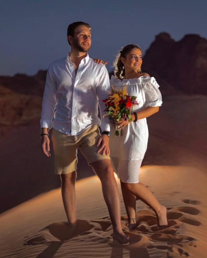 Royal Luxury Camp Wadi Rum Exterior photo