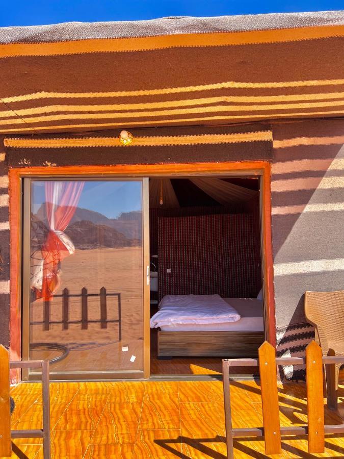 Royal Luxury Camp Wadi Rum Exterior photo