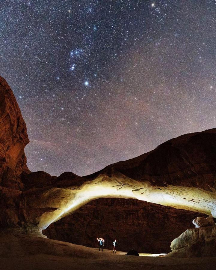Royal Luxury Camp Wadi Rum Exterior photo